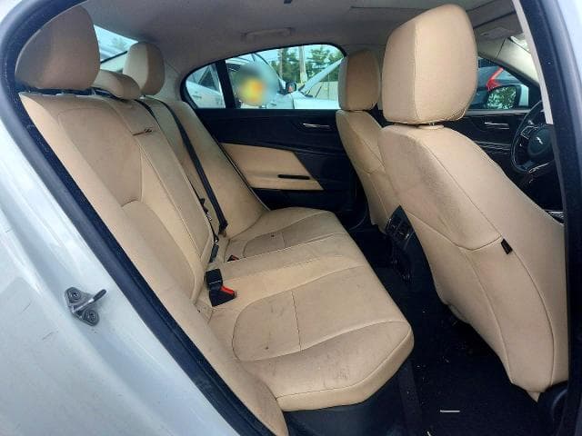 2018 JAGUAR XE PREMIUM 10