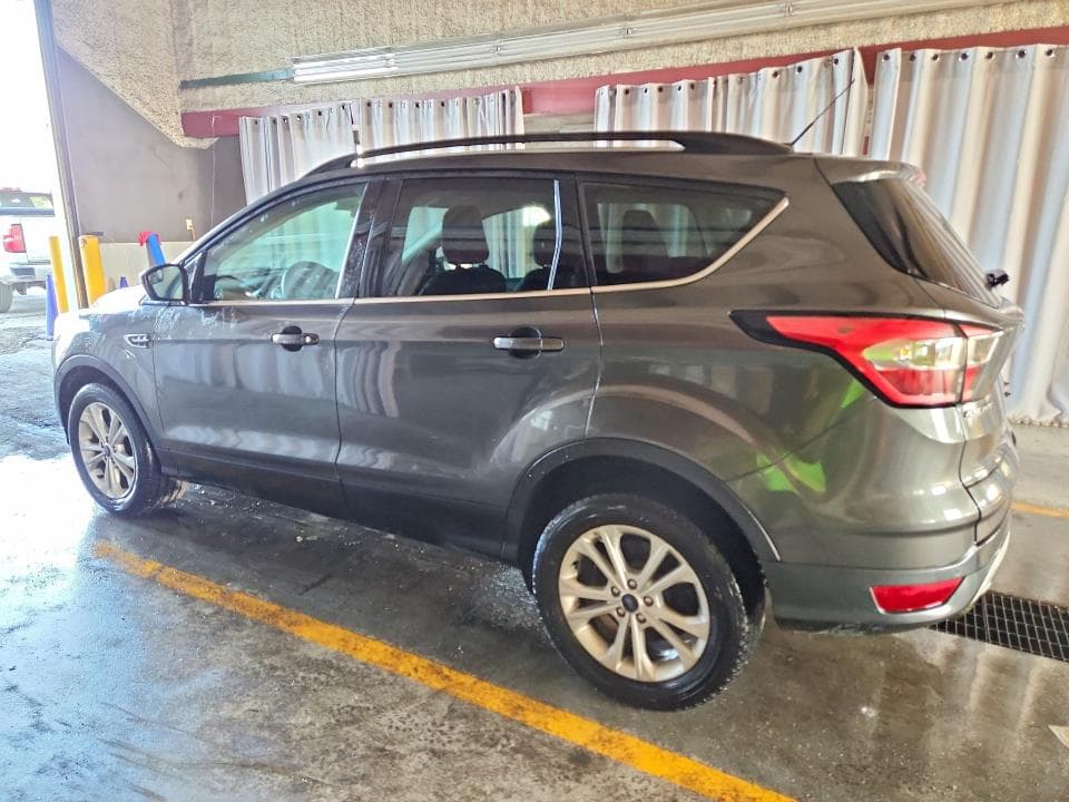 2018 FORD ESCAPE SE 2