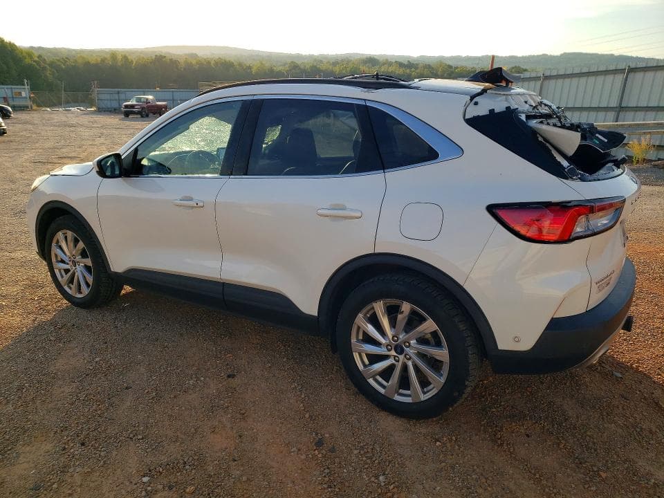 2021 FORD ESCAPE TITANIUM 2