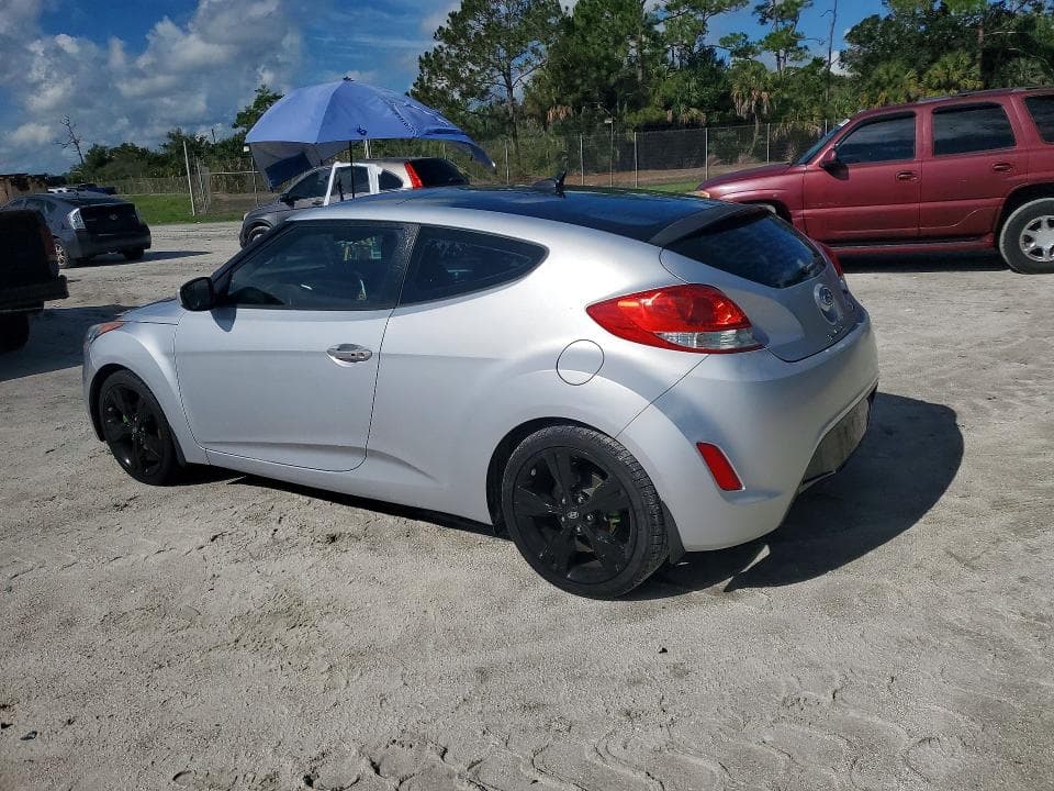 2017 HYUNDAI VELOSTER VALUE EDITION 2