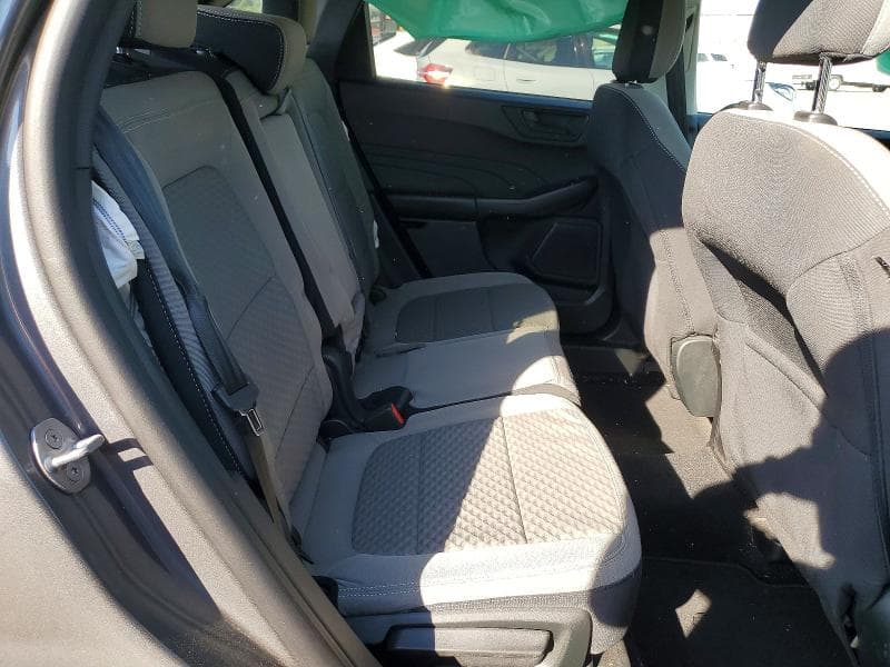 2022 FORD ESCAPE SE 11