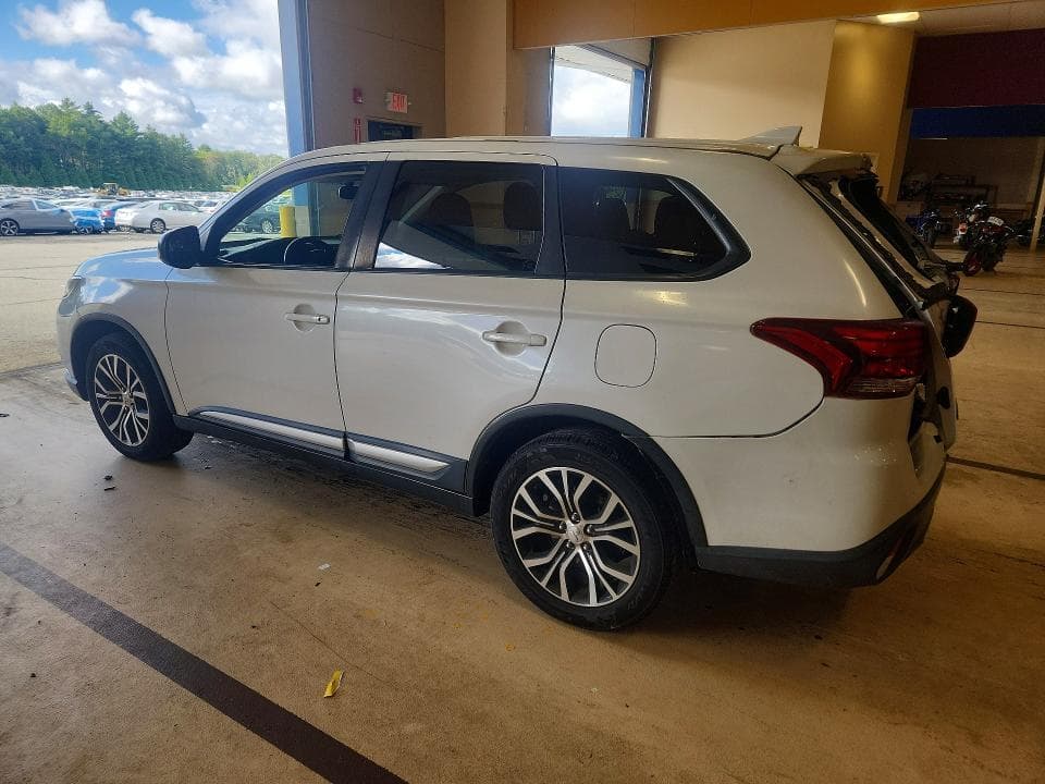 2017 MITSUBISHI OUTLANDER ES 2
