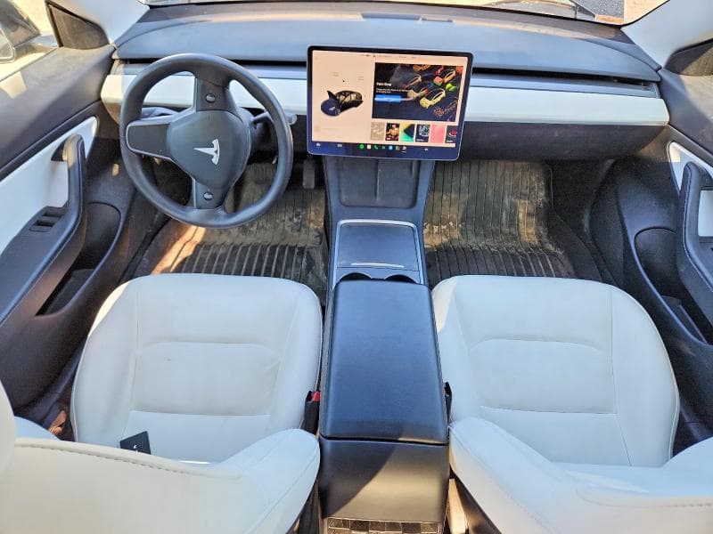 2021 TESLA MODEL 3 8