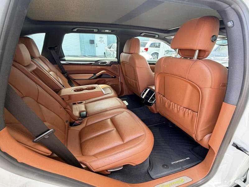 2017 PORSCHE CAYENNE SE HYBRID PLATINUM 6