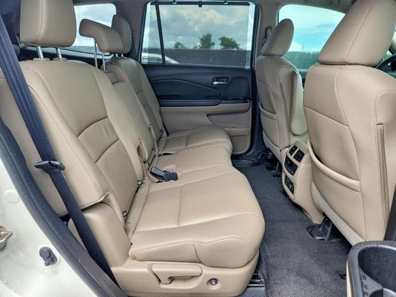2018 HONDA PILOT TOURING 11