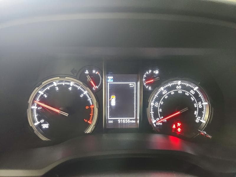 2020 TOYOTA 4RUNNER TRD PRO 9
