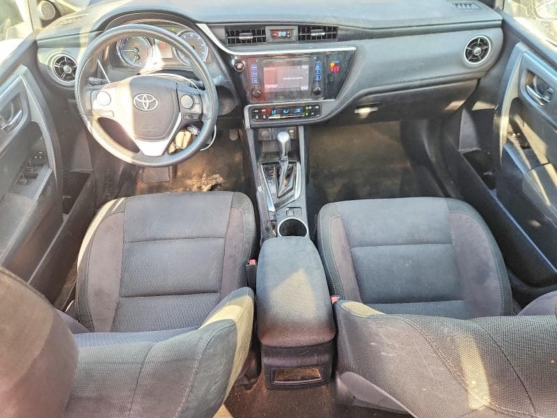 2019 TOYOTA COROLLA LE 8