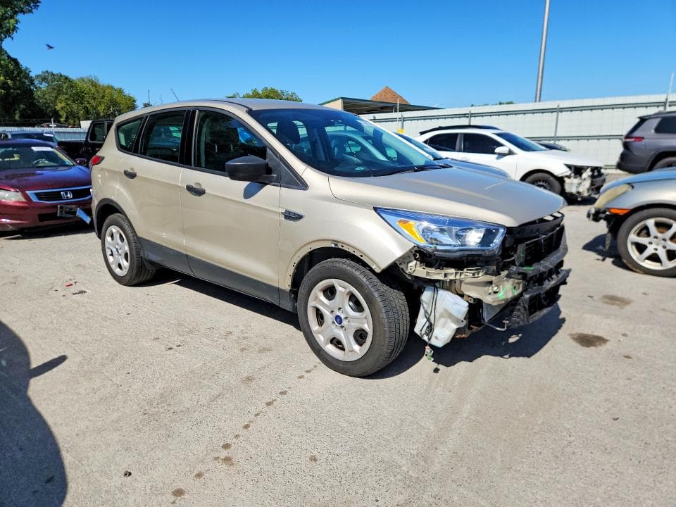 2017 FORD ESCAPE S 4