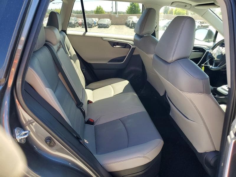 2020 TOYOTA RAV4 LIMITED 11