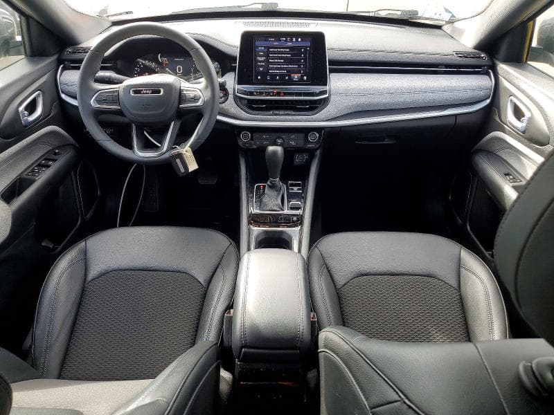 2025 JEEP COMPASS LATITUDE 8