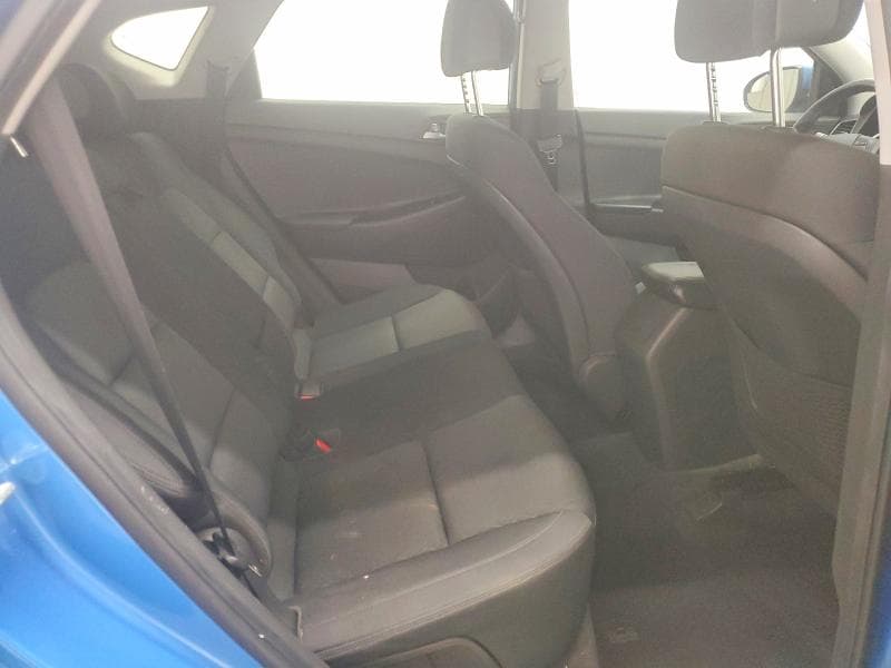 2017 HYUNDAI TUCSON SE 11