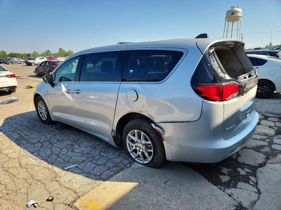 2024 CHRYSLER VOYAGER LX 2