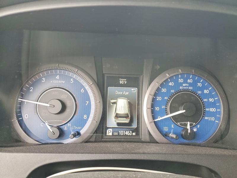 2020 TOYOTA SIENNA LE 9
