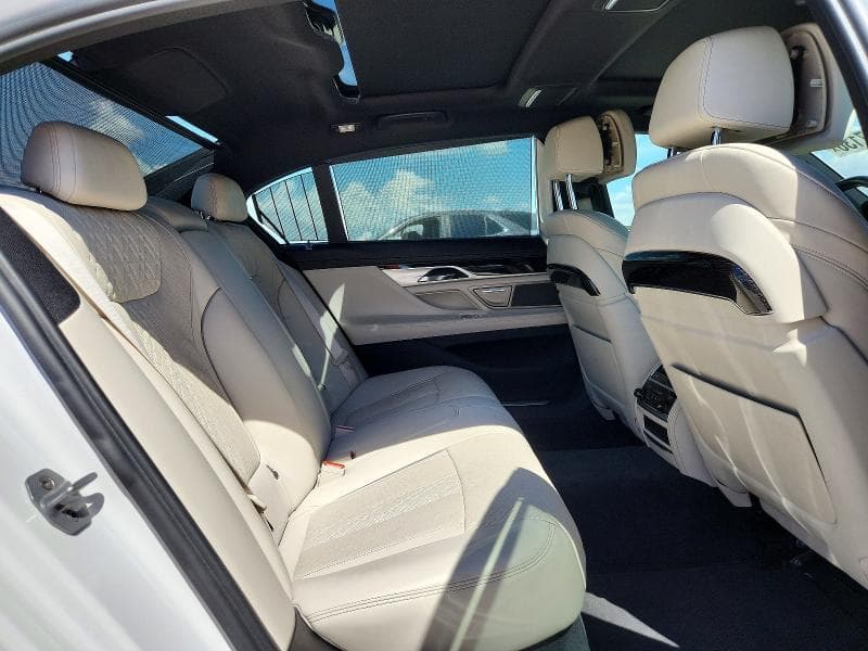 2018 BMW 750 I 10