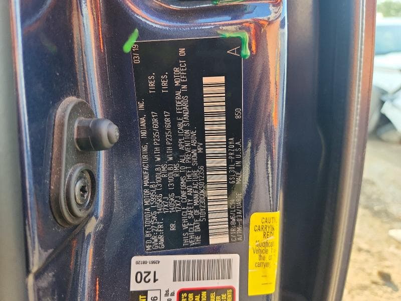 2019 TOYOTA SIENNA XLE 8-PASSENGER 12