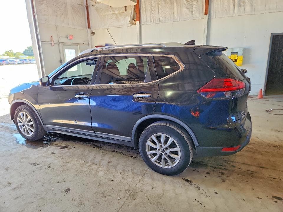 2018 NISSAN ROGUE SV 2