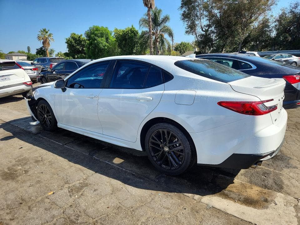 2022 TOYOTA CAMRY SE 2