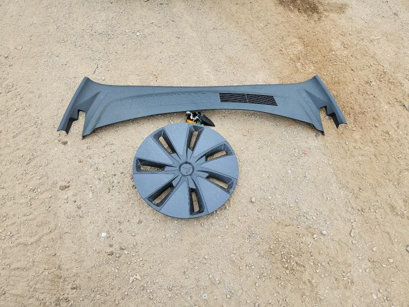 2026 TESLA MODEL 3 12