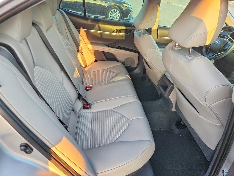 2021 TOYOTA CAMRY SE 10