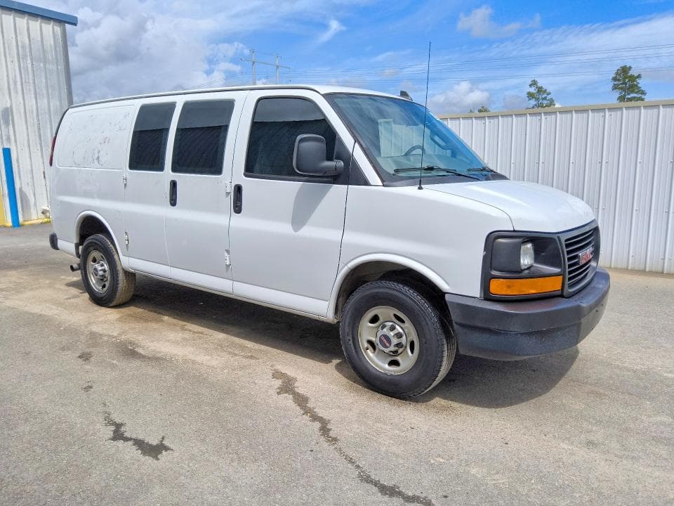 2017 GMC SAVANA G2500 4