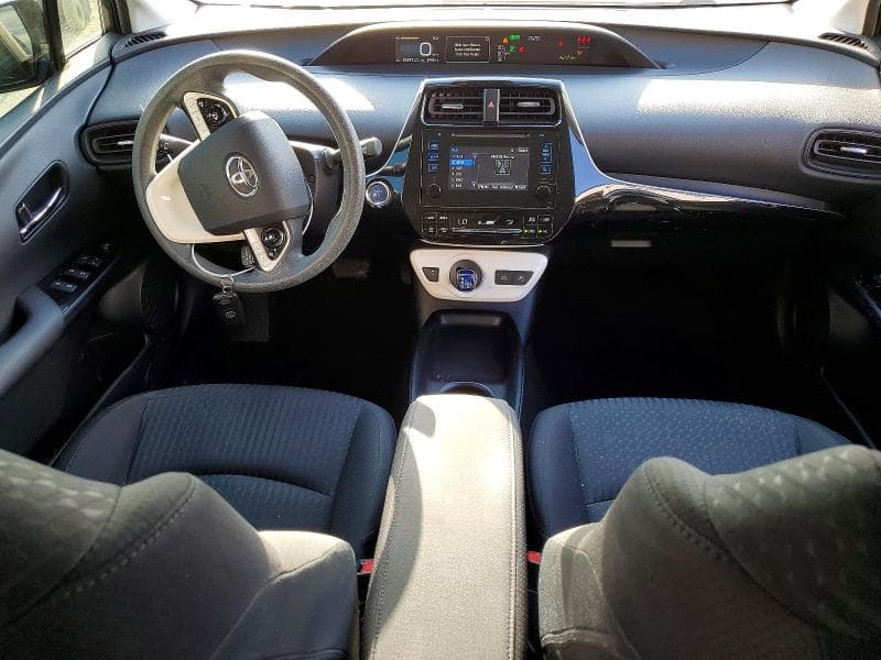 2018 TOYOTA PRIUS TWO 8
