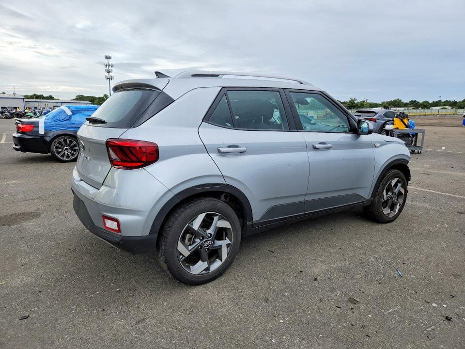 2021 HYUNDAI VENUE SEL 3