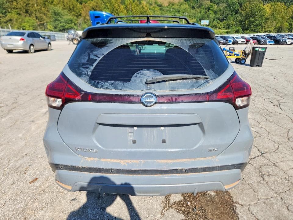 2021 NISSAN KICKS SR 6
