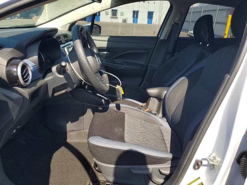 2025 NISSAN VERSA SV 7