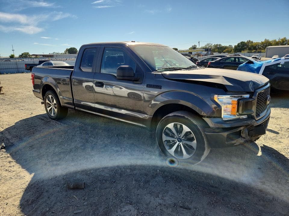 2019 FORD F150 SUPER CAB 4