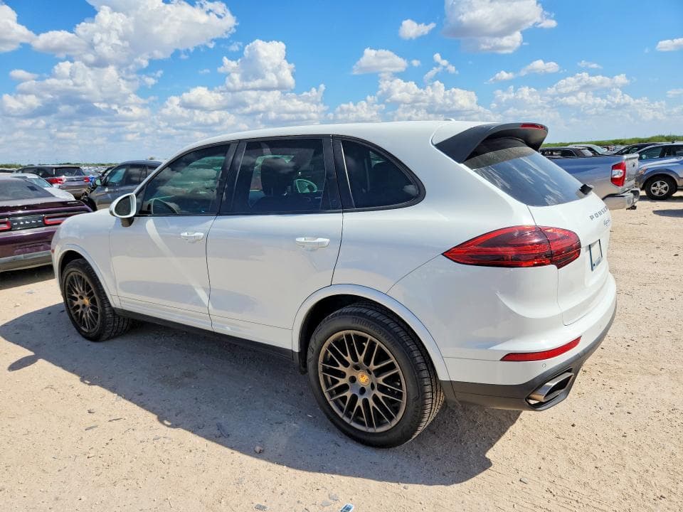 2017 PORSCHE CAYENNE 2