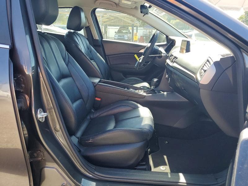 2018 MAZDA 3 TOURING 7