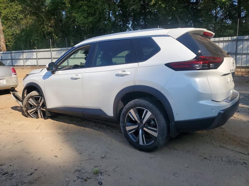 2024 NISSAN ROGUE SL 2