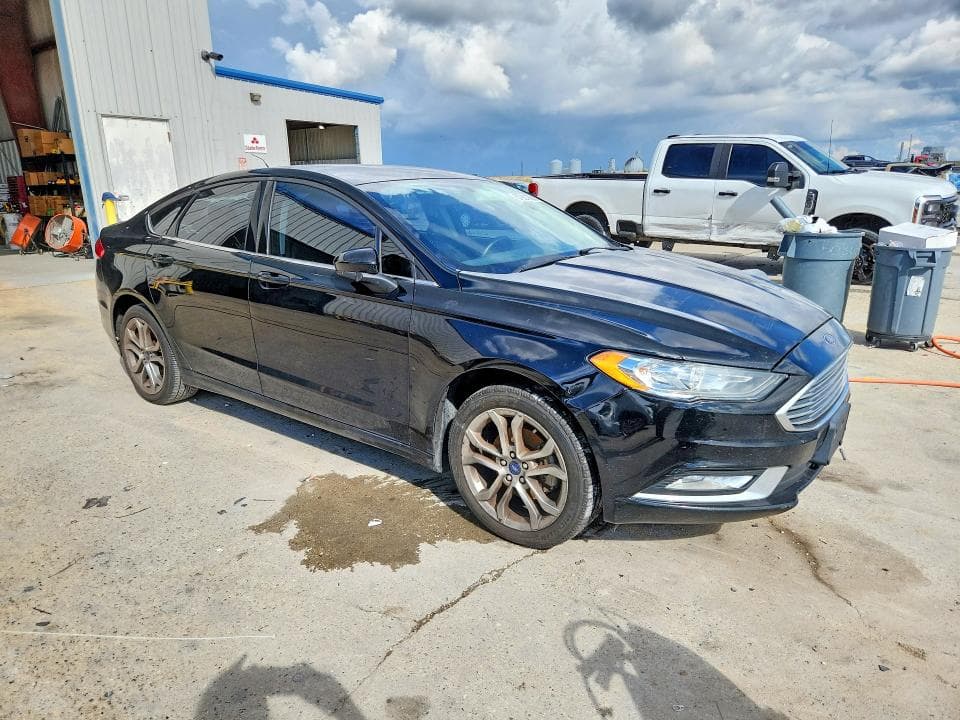 2017 FORD FUSION SE 4