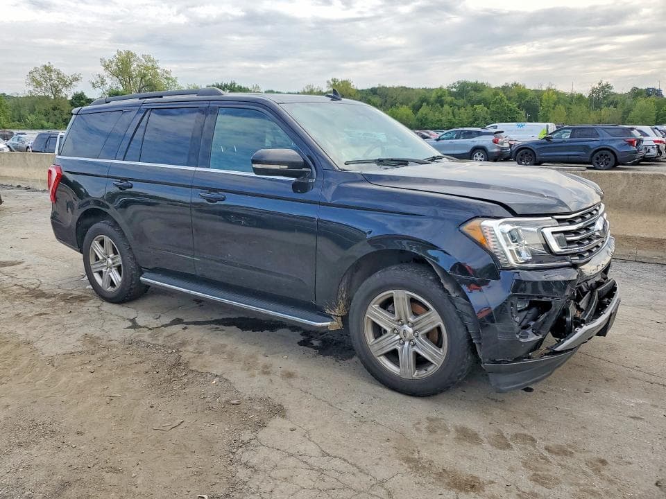 2019 FORD EXPEDITION XLT 4