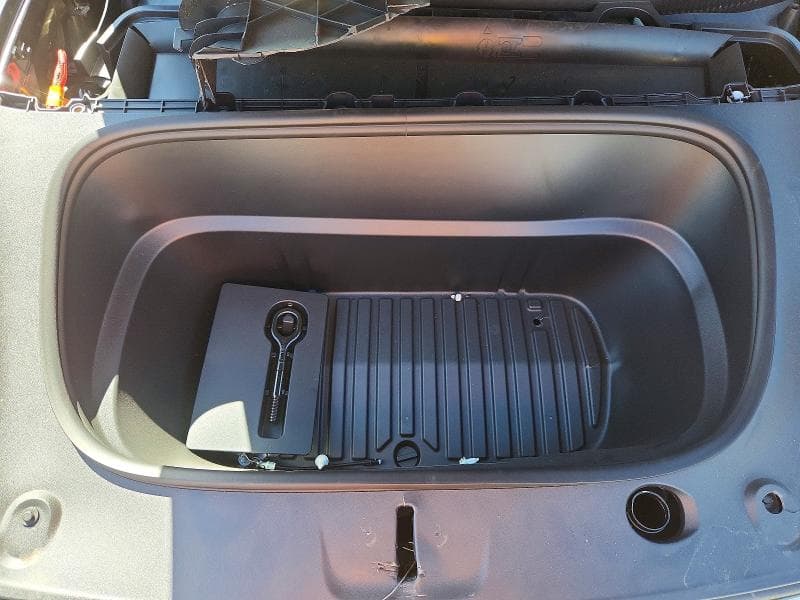 2026 TESLA MODEL Y 11