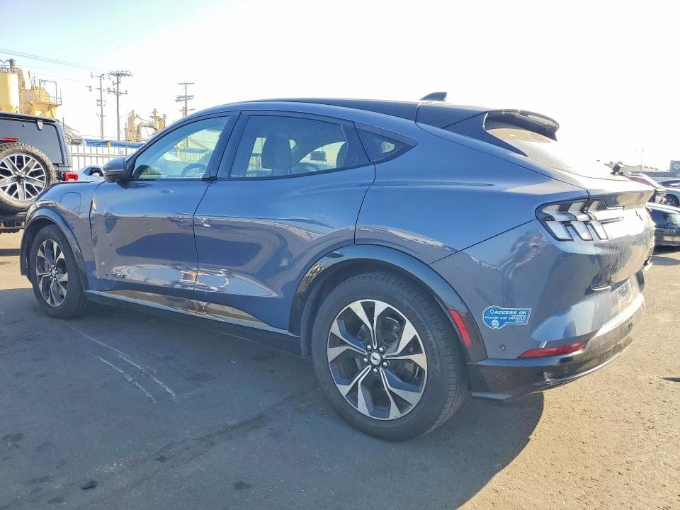 2021 FORD MUSTANG MACH-E PREMIUM 2