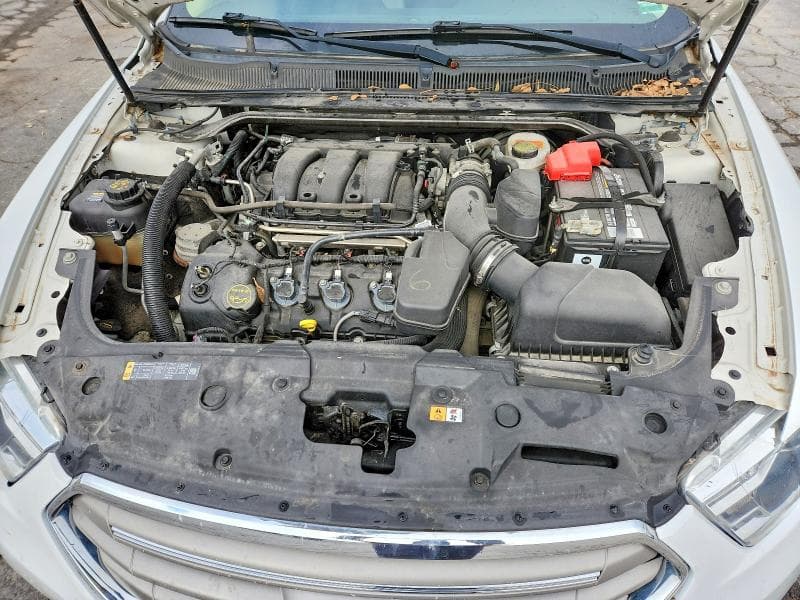 2018 FORD TAURUS SEL 11