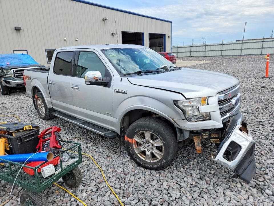 2017 FORD F150 SUPERCREW 4