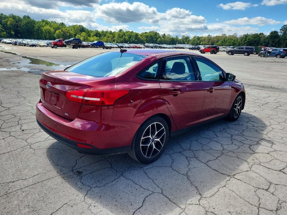 2017 FORD FOCUS SEL 3