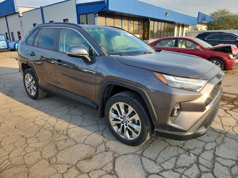 2023 TOYOTA RAV4 XLE PREMIUM 4