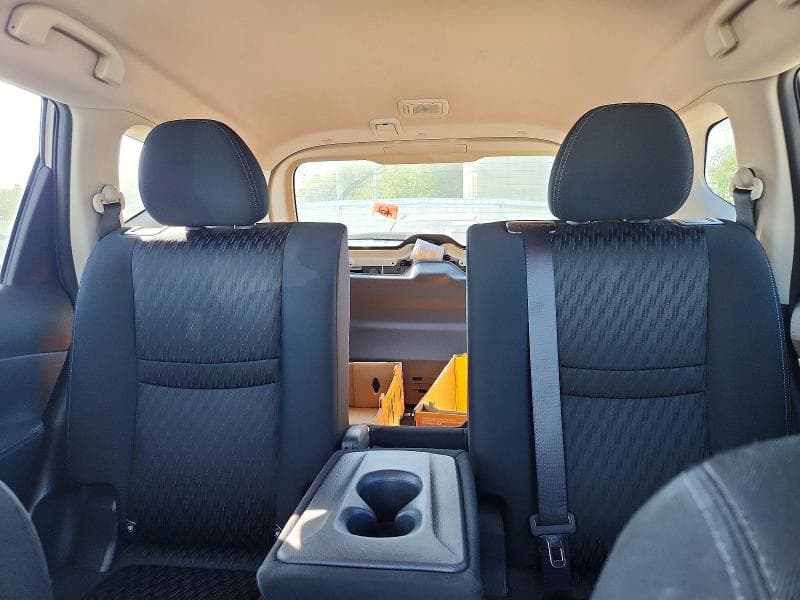 2018 NISSAN ROGUE SV 10