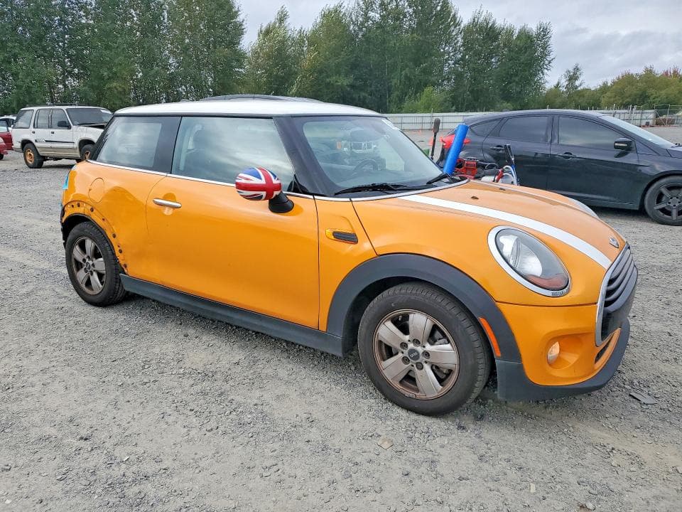 2017 MINI COOPER 4