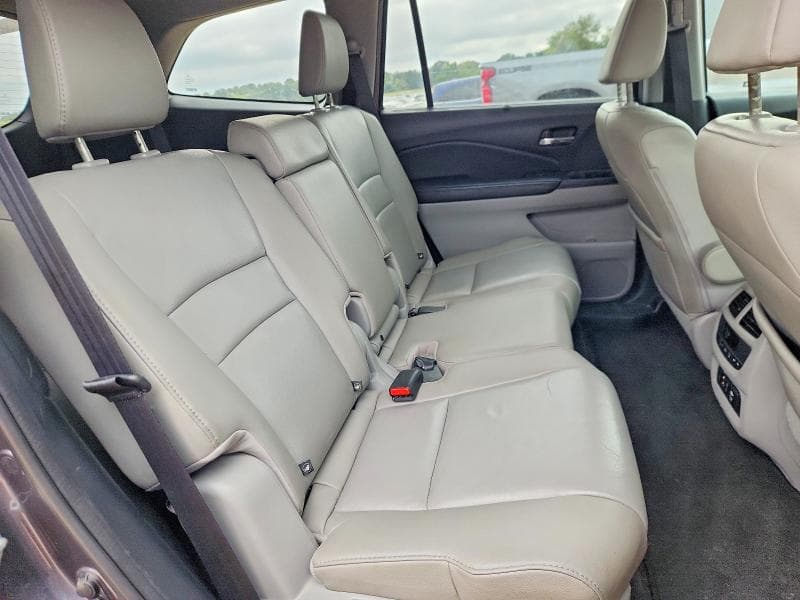 2017 HONDA PILOT EXL 11