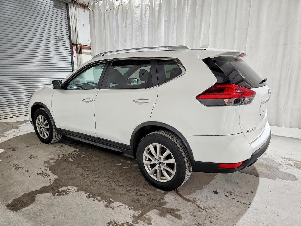 2017 NISSAN ROGUE SV 2