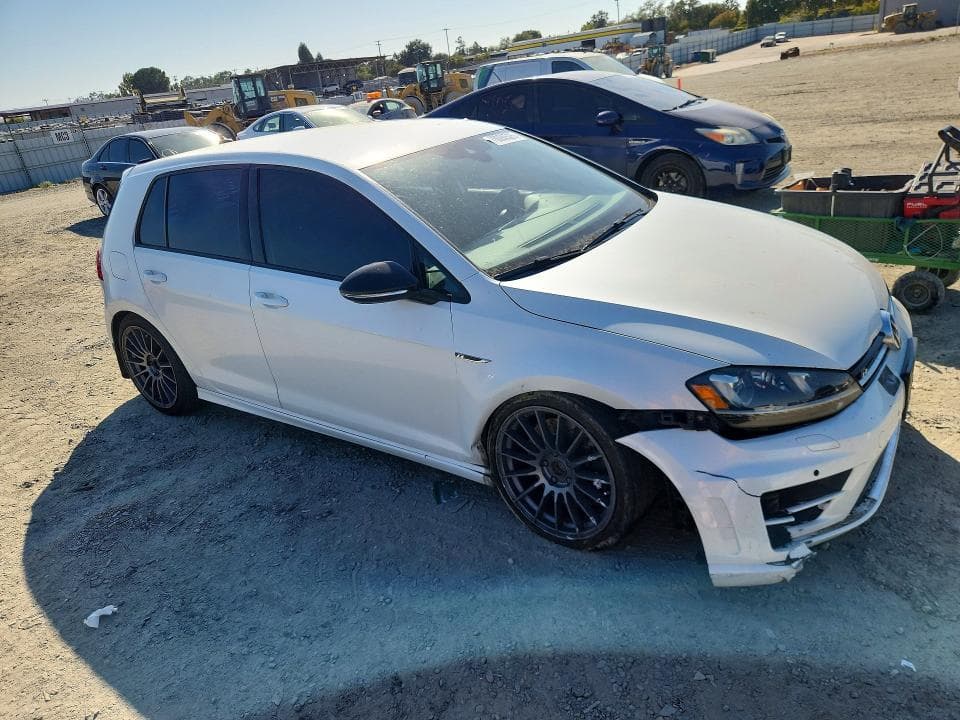 2017 VOLKSWAGEN GOLF R 4