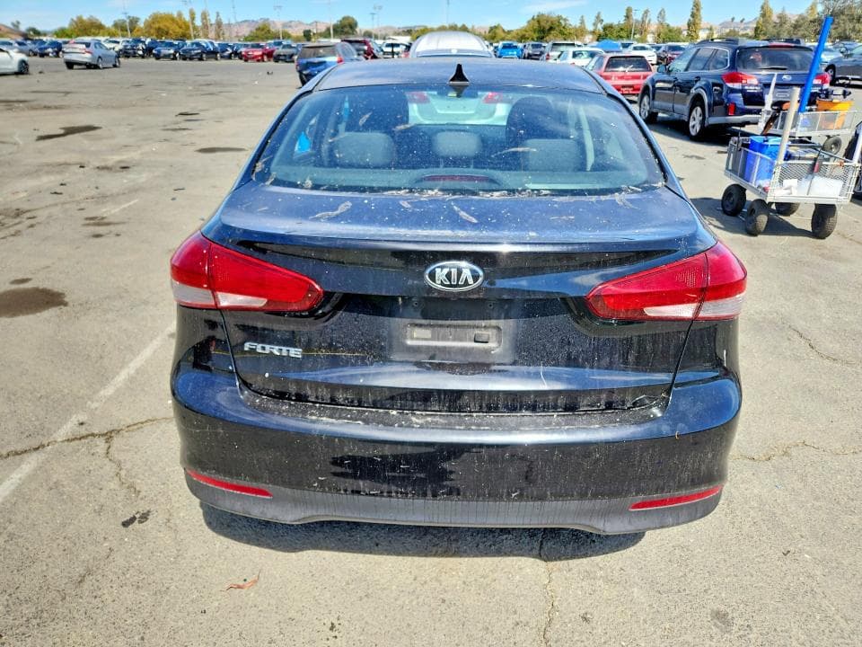 2017 KIA FORTE LX 6