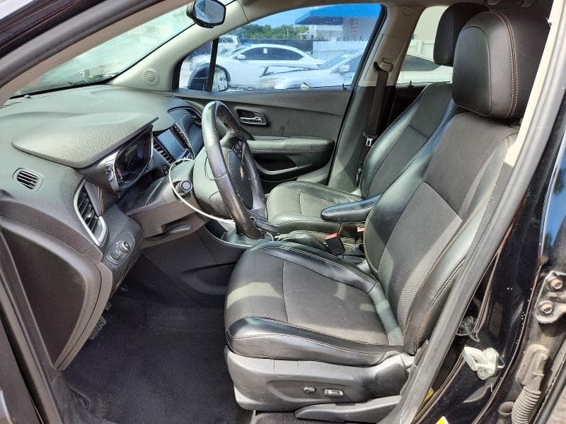 2017 CHEVROLET TRAX 1LT 7