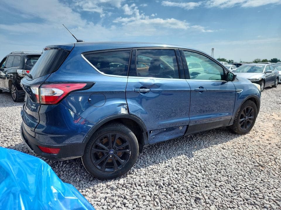 2018 FORD ESCAPE SE 3