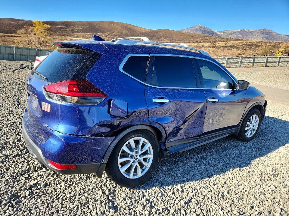 2019 NISSAN ROGUE SV 3