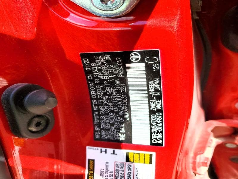 2020 TOYOTA PRIUS LE 12